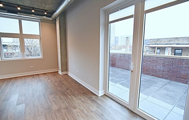 2 beds, 2 baths, 1,014 sqft, $4,100, Unit 3833-311