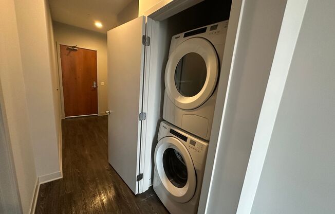 1 bed, 1 bath, 560 sqft, $1,495, Unit 207