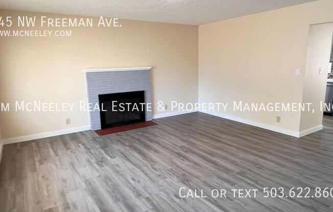 445 NW FREEMAN AVE