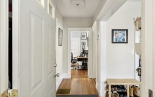 44 GREENLEAF AVE
