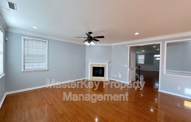 250 NORTHLANDS DR
