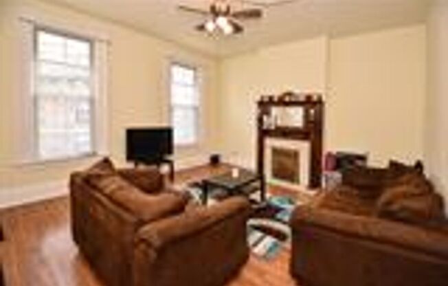37 W. Hollister St