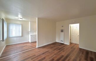 1 bed, 1 bath, 560 sqft, $1,595, Unit Unit A