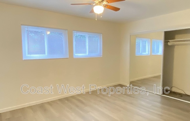 1361 GRAND AVE