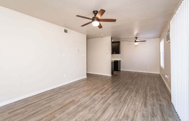 2 beds, 1 bath, 830 sqft, $1,950, Unit 16
