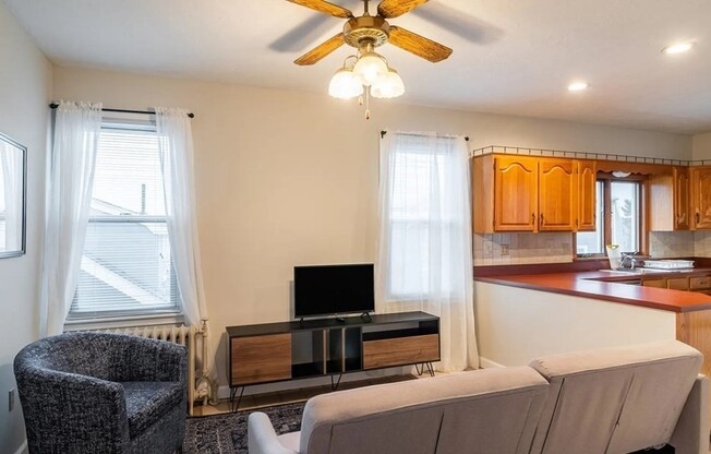 88 GLN ST