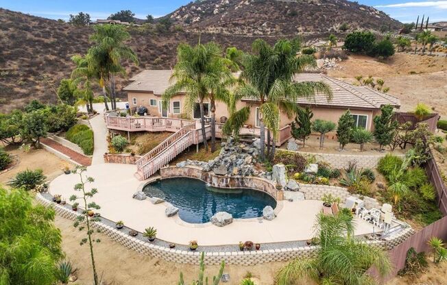 BEAUTIFUL 4BR/3BA home in SINGING HILLS VIEW ESTATE w/ large attached garage, pool & spa!