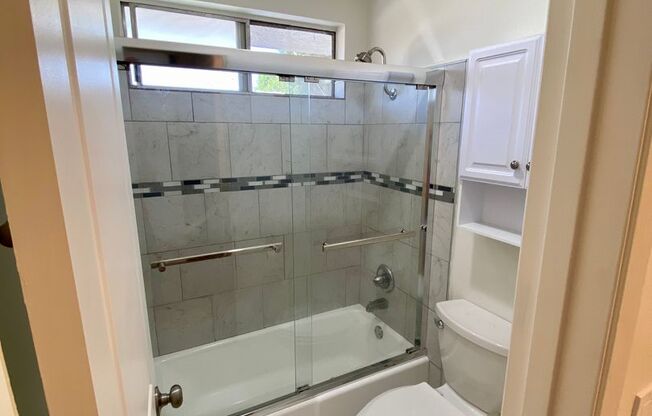 1 bed, 1 bath, 800 sqft, $2,195, Unit #55