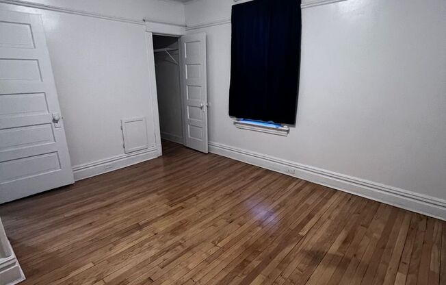 2 beds, 1 bath, $950