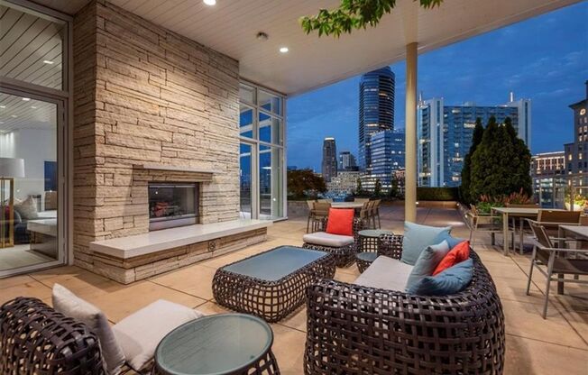 2 beds, 2 baths, $3,495, Unit Unit 2207