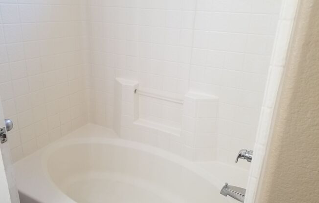 2 beds, 2 baths, $1,500