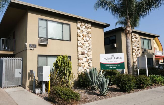 2 beds, 1 bath, 550 sqft, $2,295, Unit 1129-4