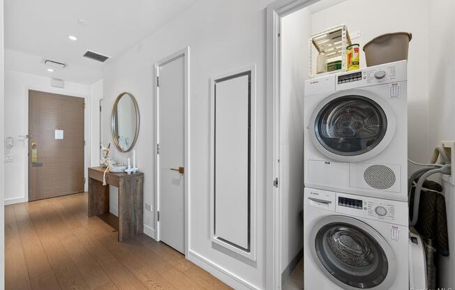 2 beds, 2 baths, 1,442 sqft, $11,500