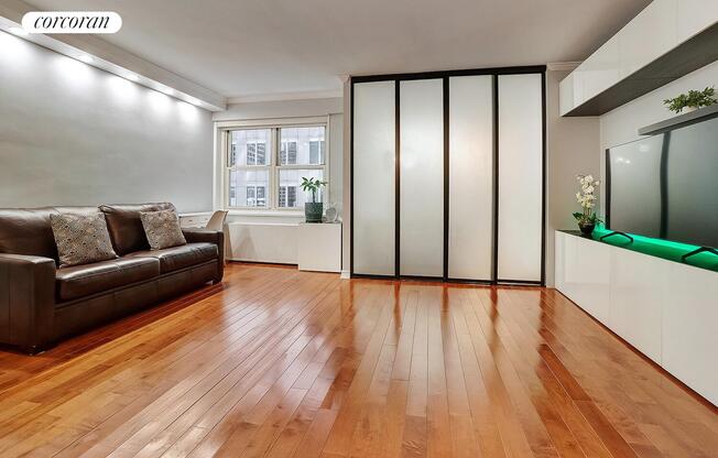 1 bed, 1 bath, $3,650, Unit 19A