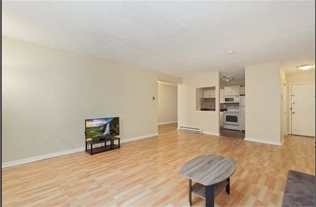 116 Spring St C8