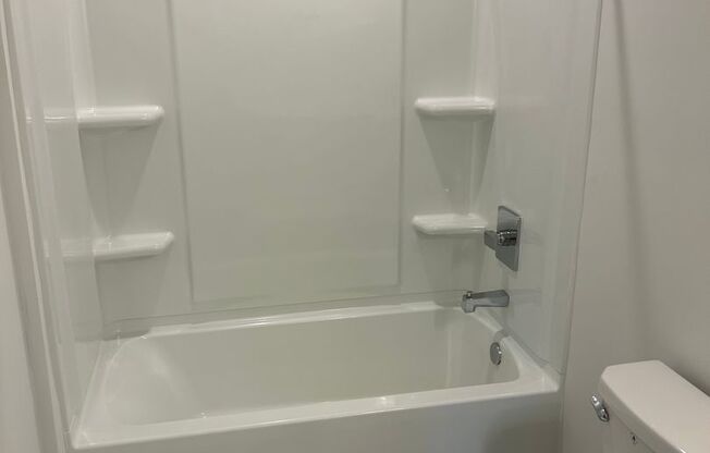 2 beds, 2 baths, 1,190 sqft, $2,000, Unit A302