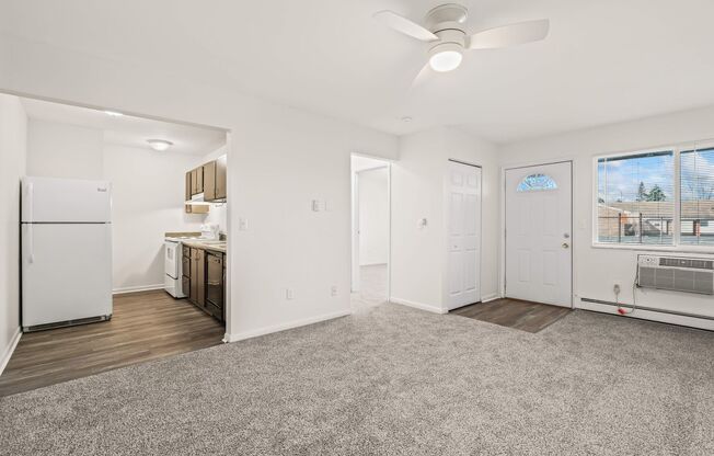 1 bed, 1 bath, 615 sqft, $850, Unit 2129-12