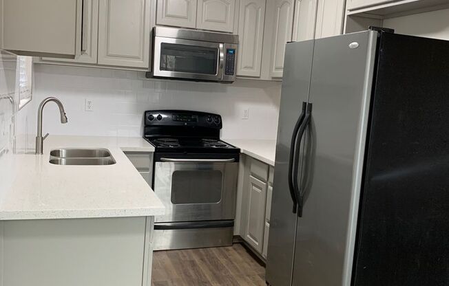 UPDATED 3 BEDROOM HOME IN HENDERSON