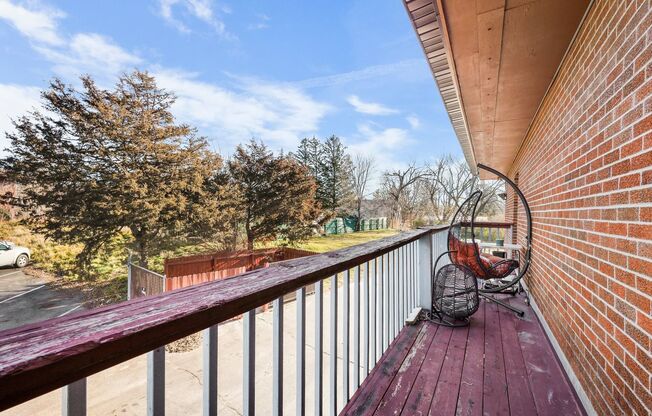 2 beds, 1 bath, $1,219.99, Unit 1143-02