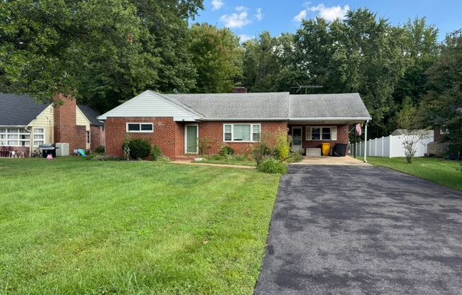 Lovely 3 BR/2 BA Single-Family Home in Glen Burnie!