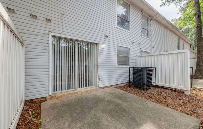 2 beds, 1.5 baths, 1,062 sqft, $1,150, Unit 1-09G