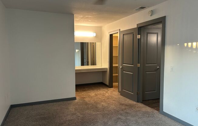 1 bed, 1 bath, 750 sqft, $2,370, Unit A076