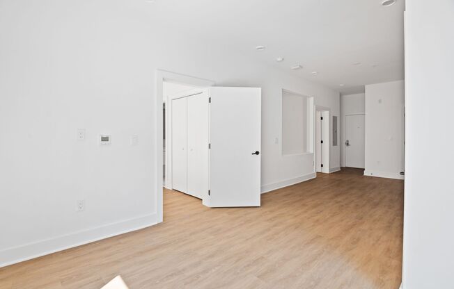 1 bed, 1 bath, $1,800
