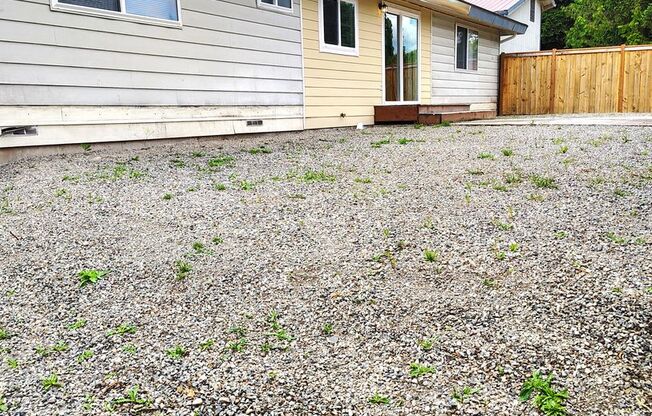 ### KENT HOUSE/DUPLEX in friendly neighborhood ###