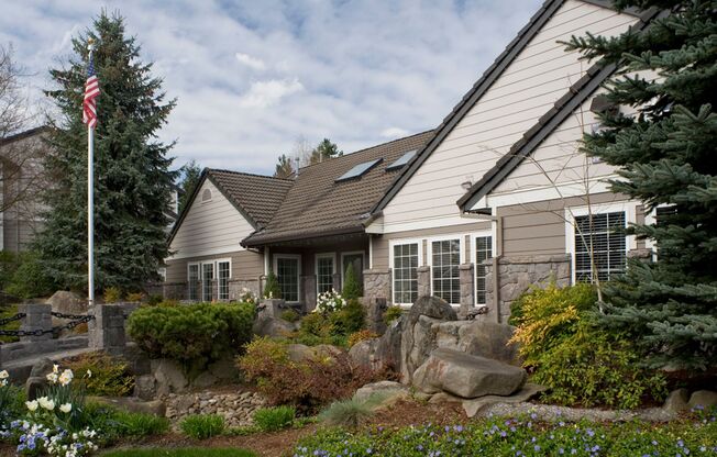 1 bed, 1 bath, 720 sqft, $1,350, Unit 154