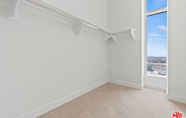 2 beds, 3 baths, 1,870 sqft, $8,250, Unit 28B