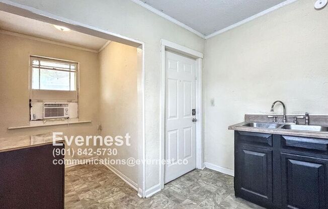 180 CLARK PL