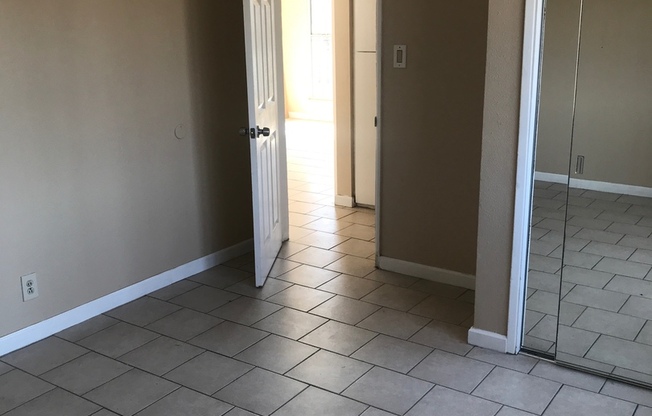 2 beds, 1 bath, $2,695, Unit 1