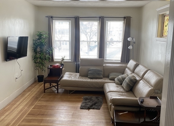745 MT AUBURN ST