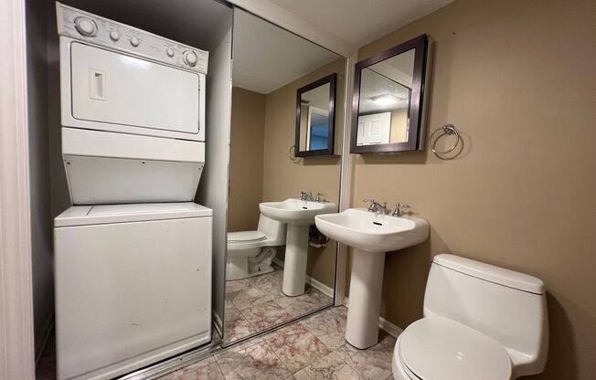 1 bed, 1 bath, $1,275