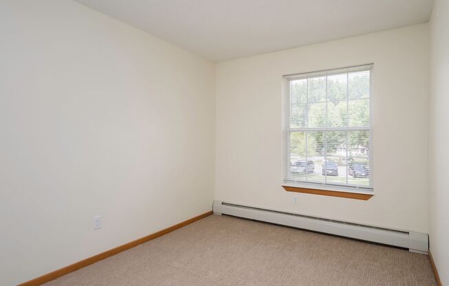 2 beds, 1 bath, 974 sqft, $1,585, Unit 209