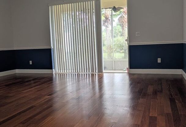 Modern 2-Story Townhome in Turnstone Haven – Tampa, FL