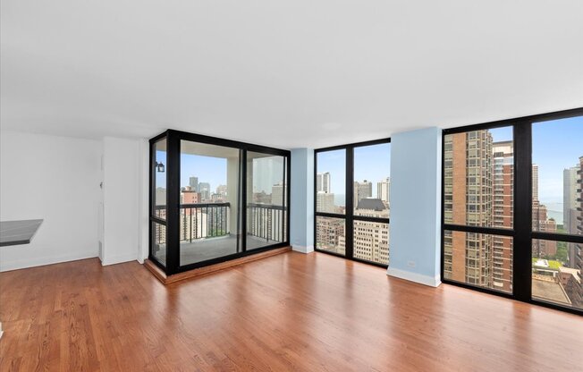 1122 N CLARK ST