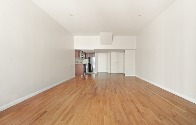 Studio, 1 bath, 571 sqft, $4,800, Unit 4E
