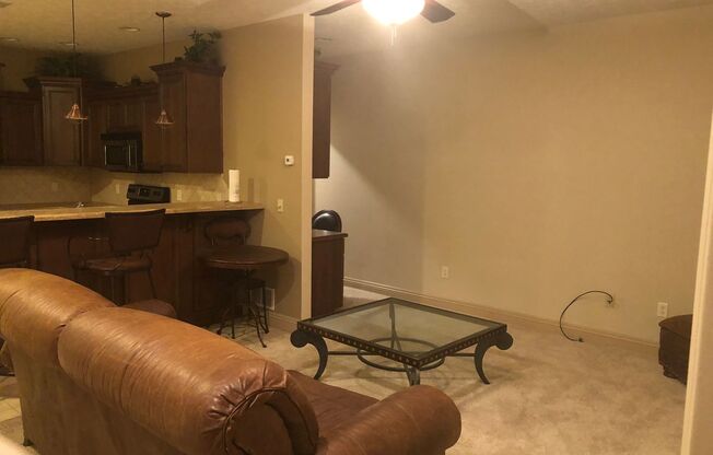 1 bed, 1 bath, $1,600, Unit 822 - Apt A