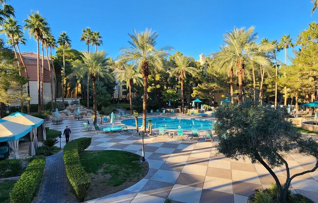 2 beds, 2 baths, $2,000, Unit # 326