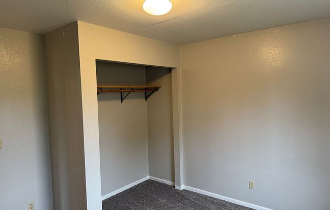 3 beds, 1 bath, $1,500