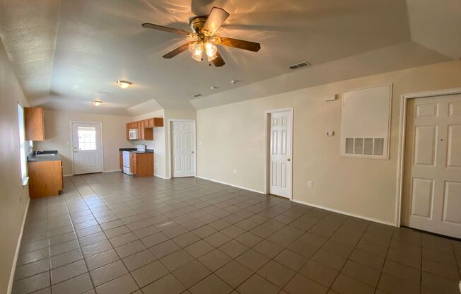 2 beds, 2 baths, $1,395