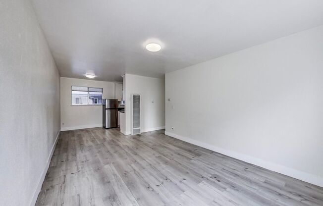 Studio, 1 bath, 550 sqft, $1,498, Unit 108