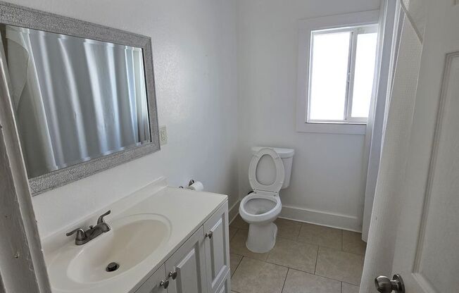 Upgraded Single Story Home in Oakland ....