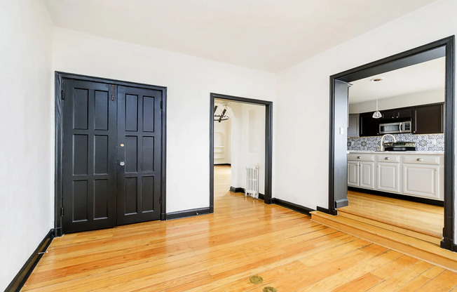 3 beds, 3.5 baths, 2,360 sqft, $4,200