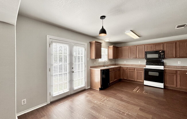 6406 ANTARES PARK