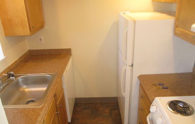 1 bed, 1 bath, 600 sqft, $995, Unit 202