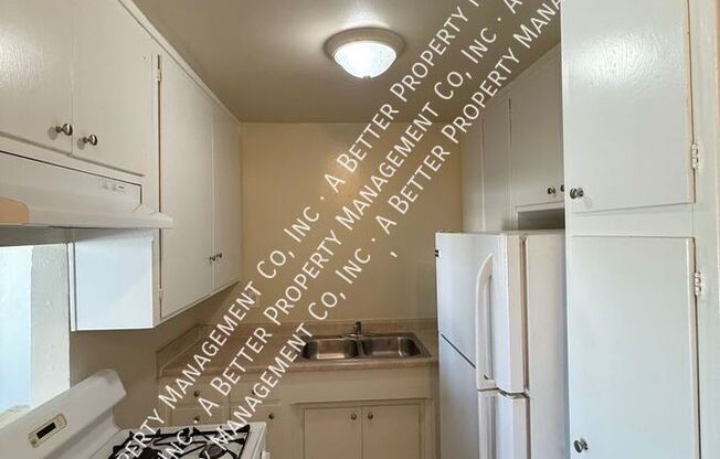 4307 E. 4th