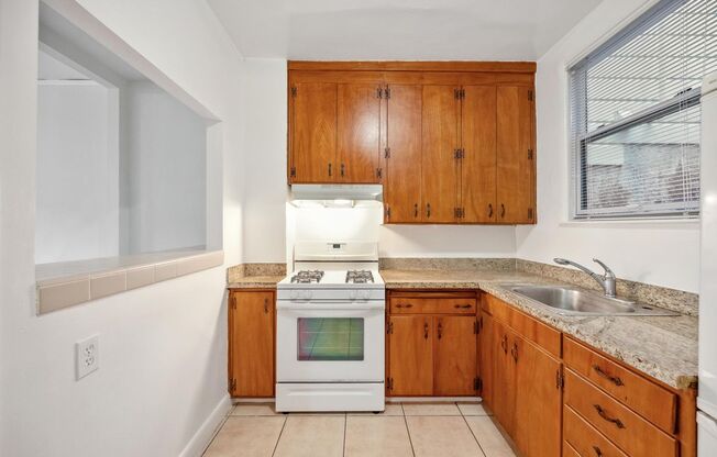 1 bed, 1 bath, $3,175