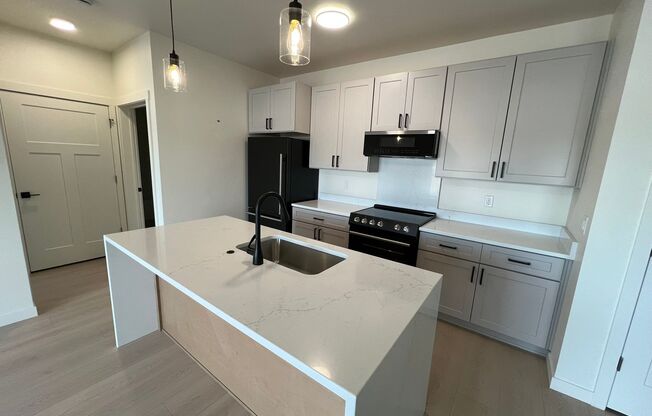 1 bed, 1 bath, 800 sqft, $1,675, Unit 302